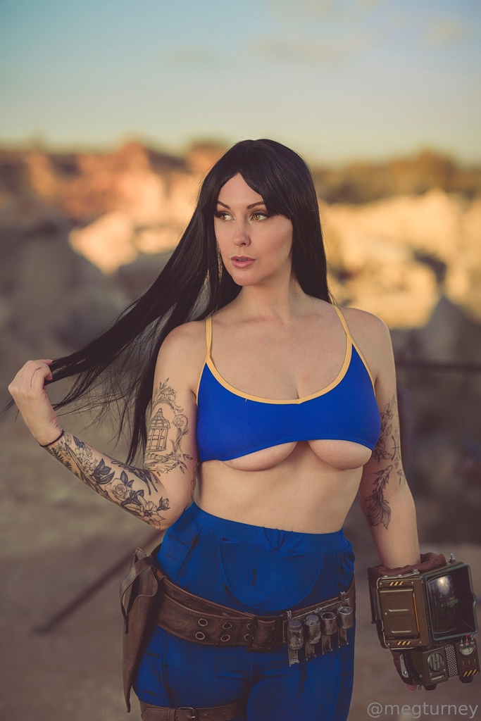 Meg Turney - Vault Dweller - Mitaku photo 1-11