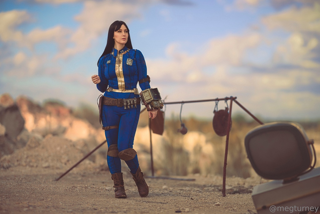 Meg Turney - Vault Dweller - Mitaku photo 1-1
