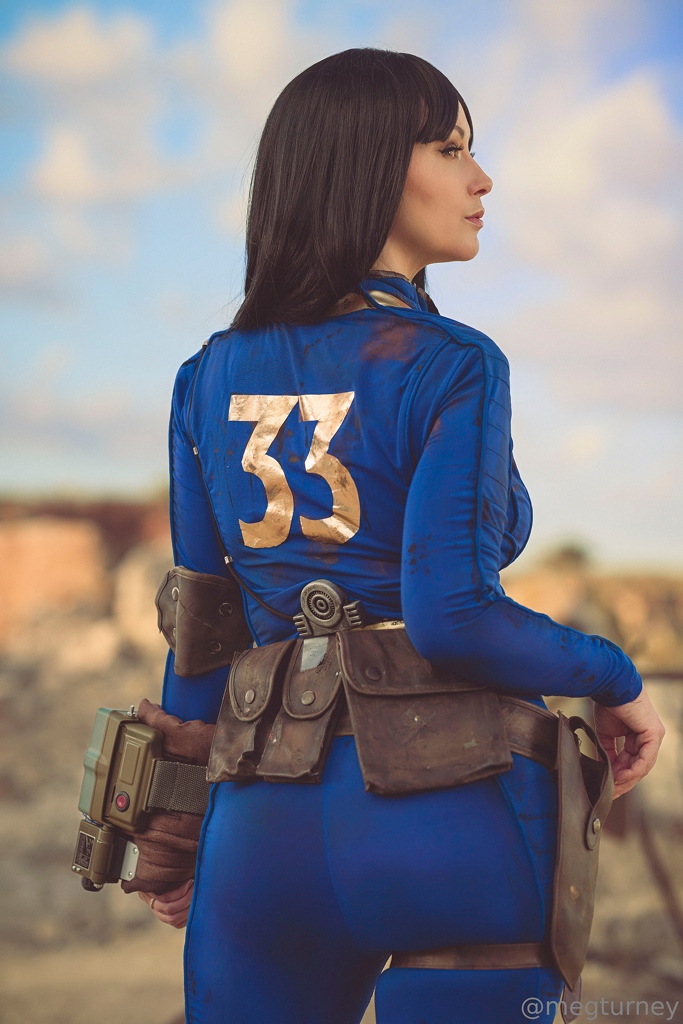 Meg Turney - Vault Dweller - Mitaku photo 1-5