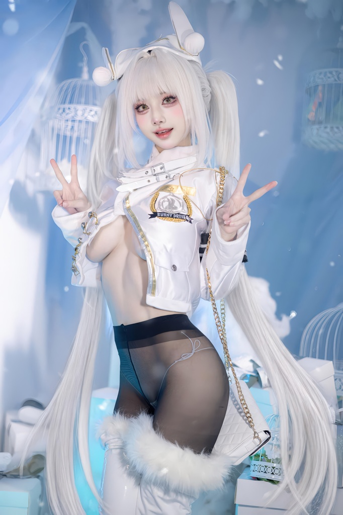 Okita Rinka - Blanc Fortune Express (NIKKE) - Mitaku photo 1-4