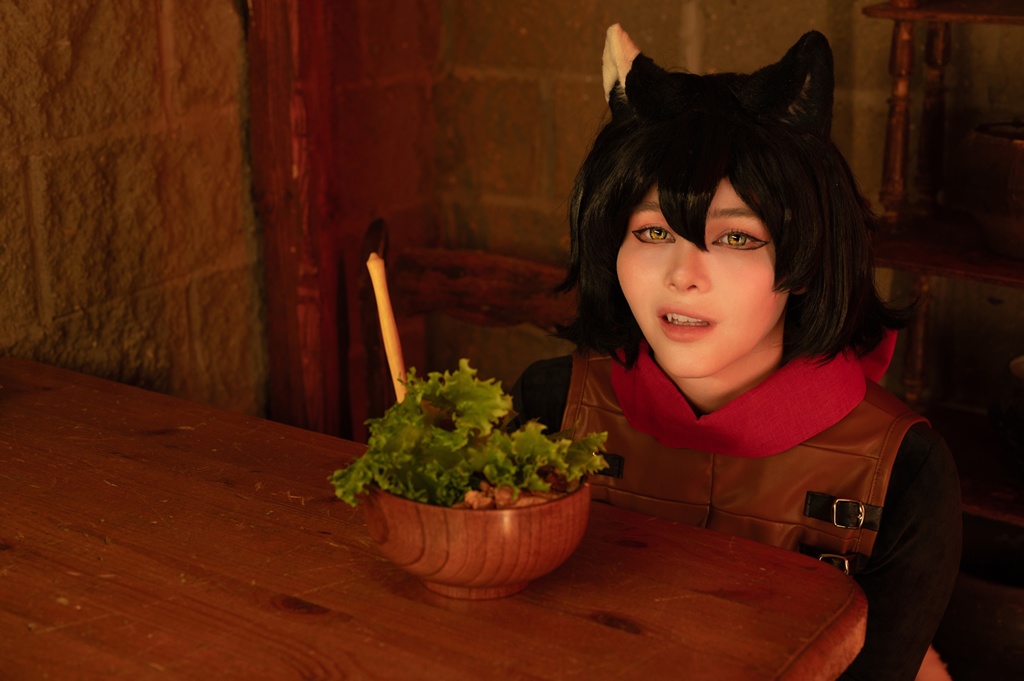 Tsuki Desu - Izutsumi - Mitaku photo 1-0