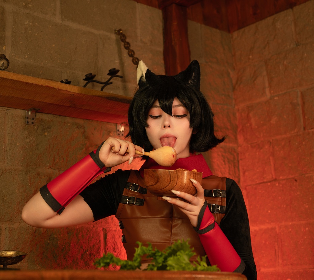 Tsuki Desu - Izutsumi - Mitaku photo 1-1