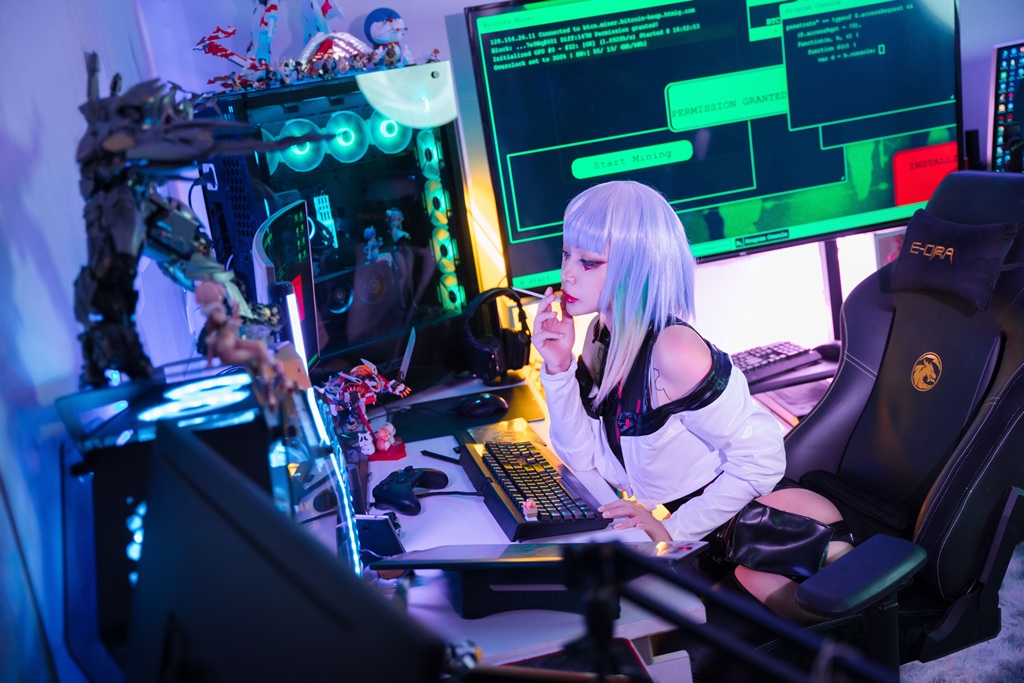 Umeko J - Lucy (Cyberpunk Edgerunners) - Mitaku photo 1-9