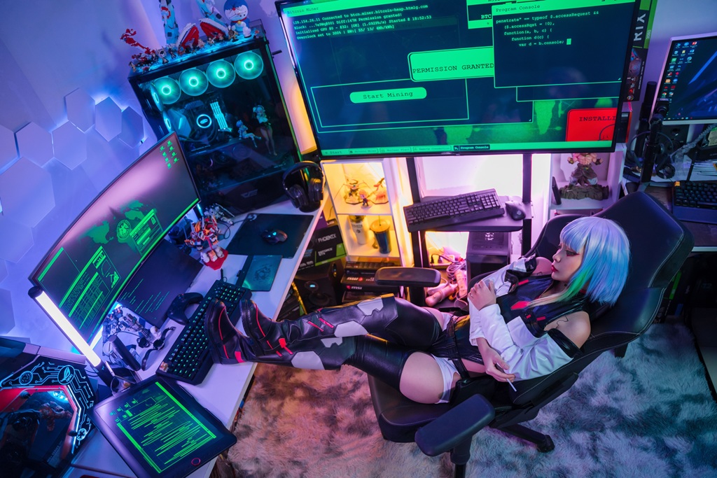 Umeko J - Lucy (Cyberpunk Edgerunners) - Mitaku photo 1-13