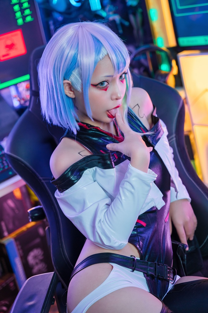 Umeko J - Lucy (Cyberpunk Edgerunners) - Mitaku photo 1-6