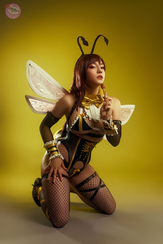 Zoe Volf - Queen Bee Tifa - Mitaku photo 1-9