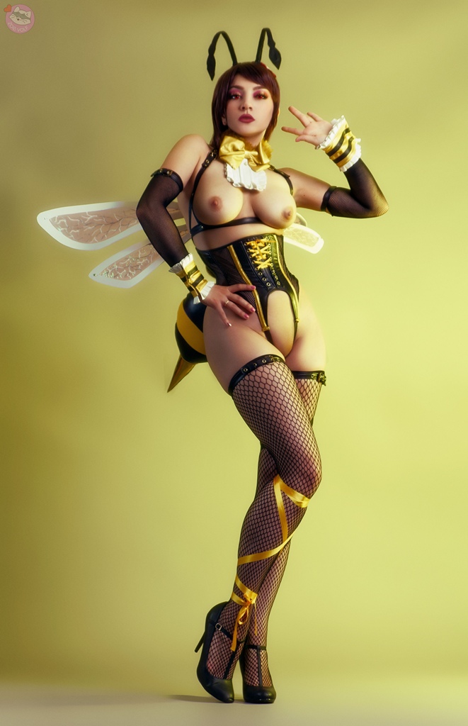 Zoe Volf - Queen Bee Tifa - Mitaku photo 1-14