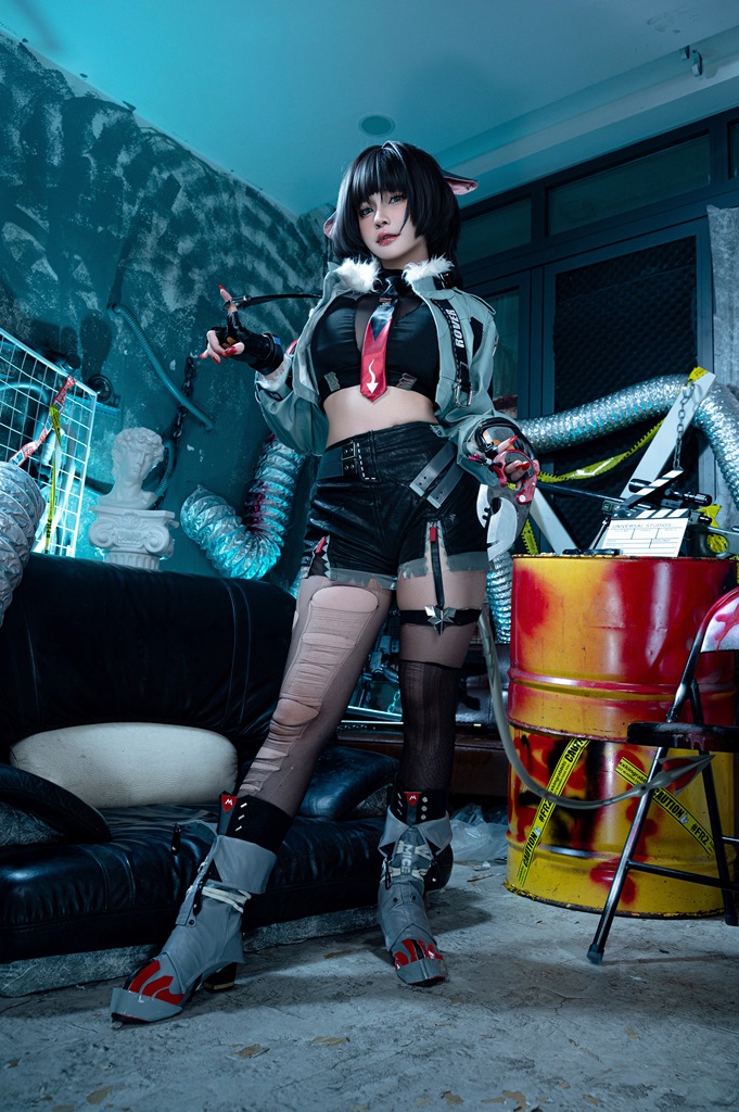 Azami - Jane Doe (Zenless Zone Zero) - Mitaku photo 1-1