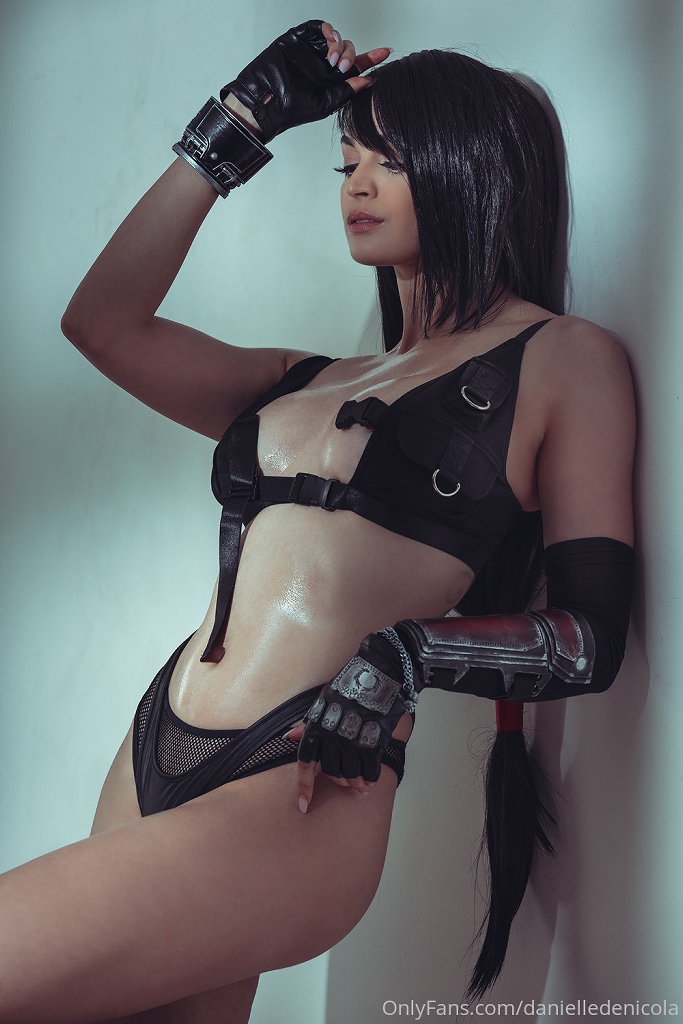 Danielle DeNicola - Tifa - Mitaku photo 1-14