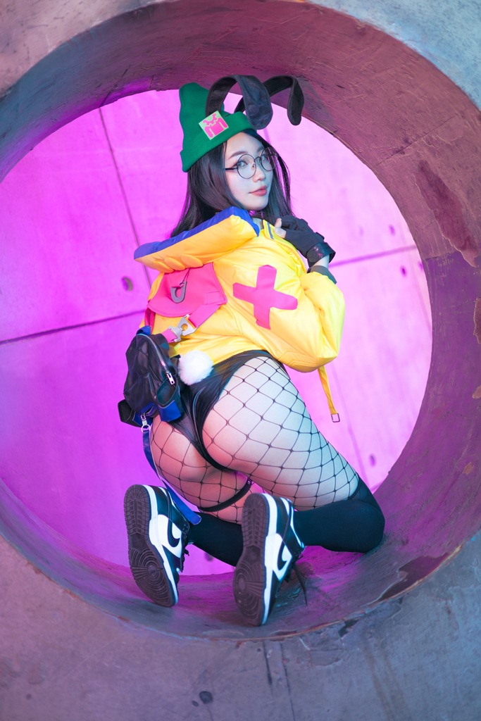 Kaeri Chi - Killjoy Bunny Girl - Mitaku photo 2-0