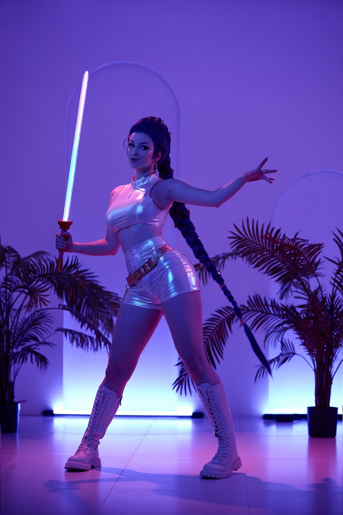 Lady Melamori - Rumi (KPop Demon Hunters) - Mitaku photo 1-3