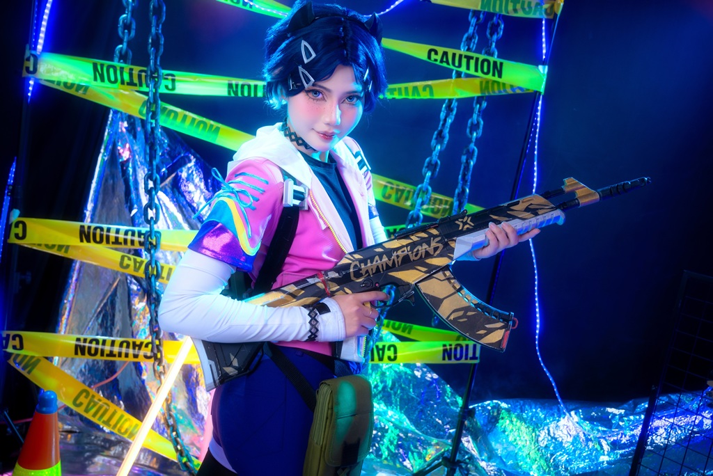 Miinmeow - Clove (Valorant) - Mitaku photo 1-0