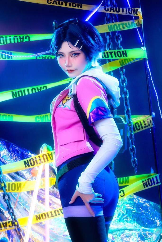 Miinmeow - Clove (Valorant) - Mitaku photo 1-7