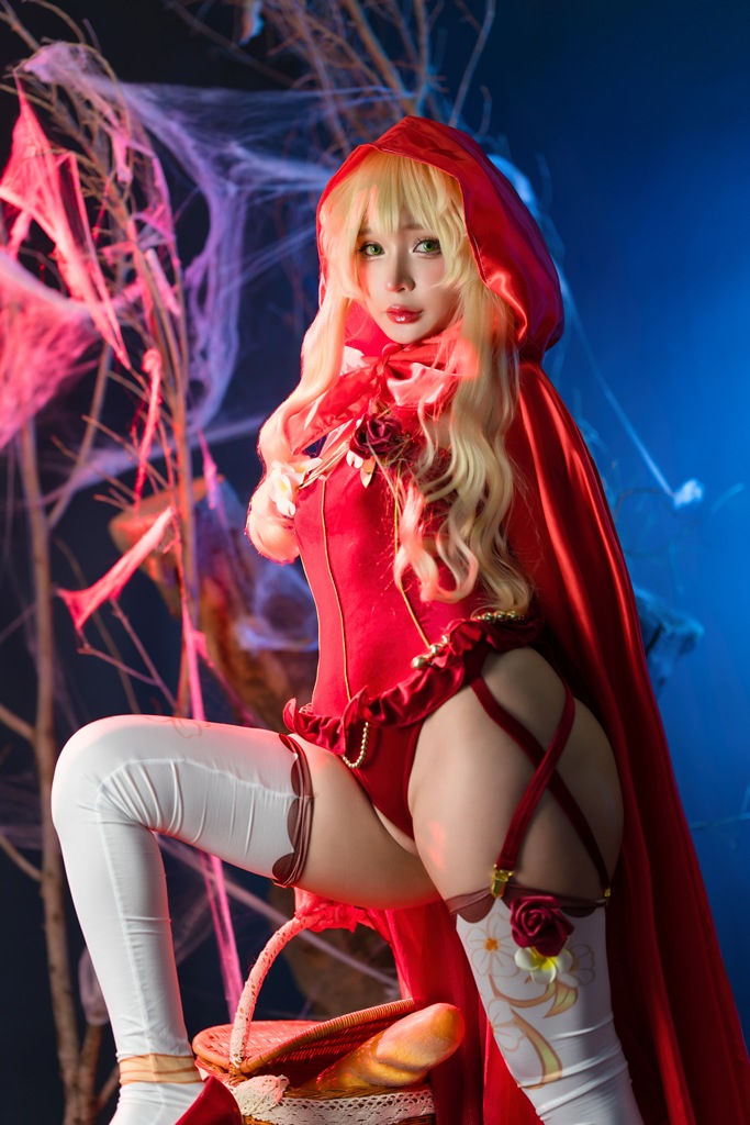 Umeko J - Little Red Riding Hood - Mitaku photo 1-5