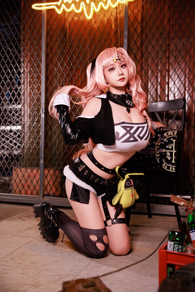 Axuexue Yuki 阿雪雪 - Nicole (Zenless Zone Zero) - Mitaku photo 1-10
