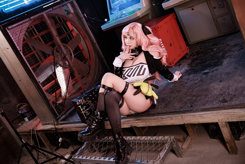 Axuexue Yuki 阿雪雪 - Nicole (Zenless Zone Zero) - Mitaku photo 2-11