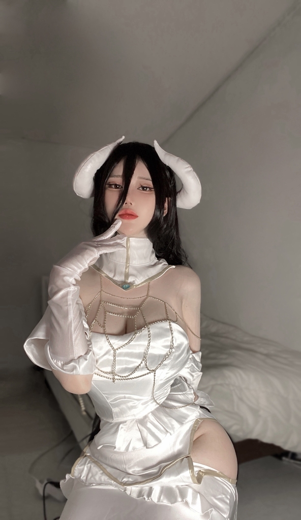 Evawish - Albedo - Mitaku photo 1-2