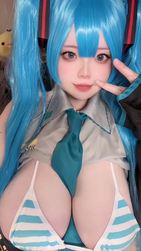 Miniyeou - Hatsune Miku - Mitaku photo 1-4