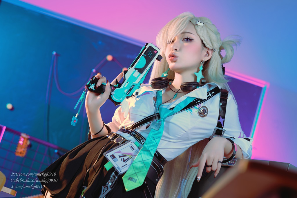 Umeko J - Lynae - Mitaku photo 1-6