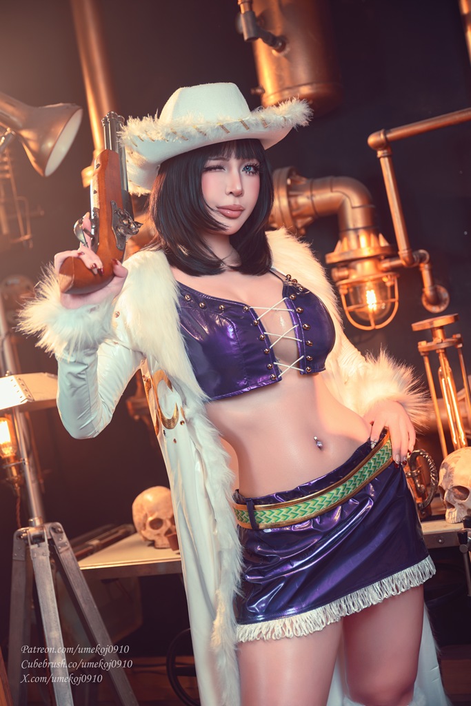 Umeko J - Nico Robin (Miss All Sunday) - Mitaku photo 1-11