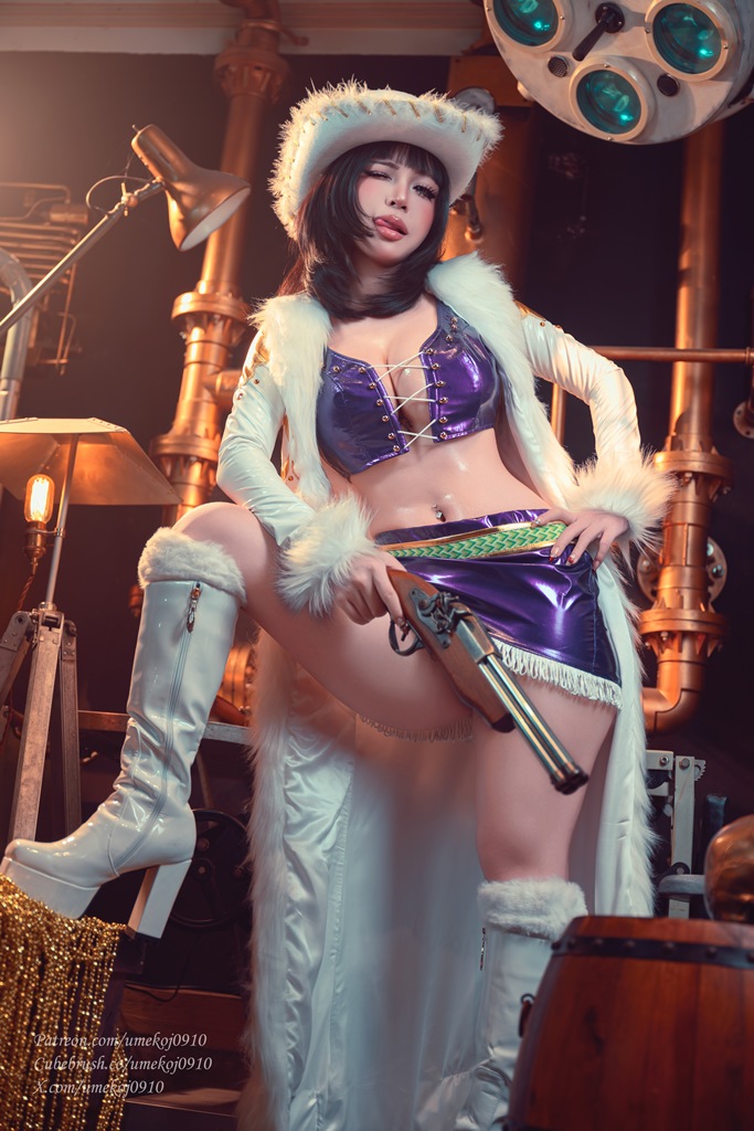 Umeko J - Nico Robin (Miss All Sunday) - Mitaku photo 1-12