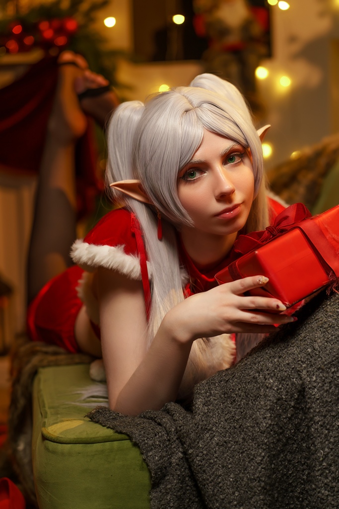 Victoria Lirell - Frieren Xmas - Mitaku photo 1-4