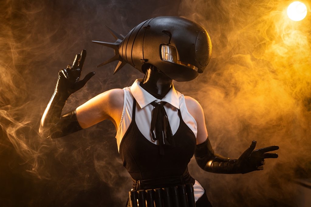 Victoria Lirell - Reze Bomb Devil - Mitaku photo 1-5