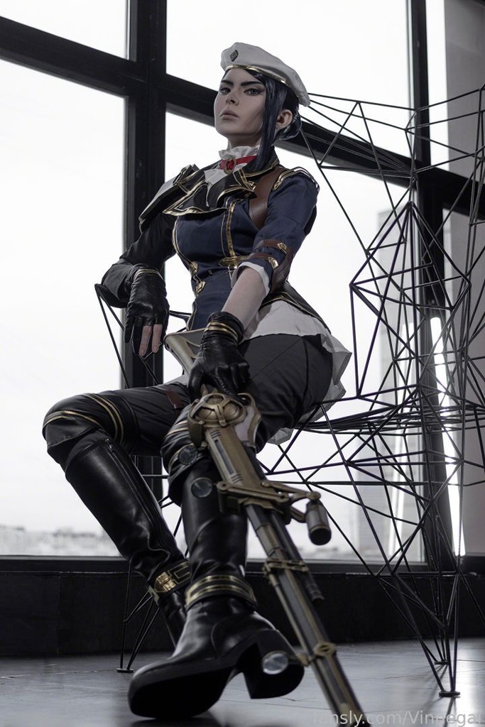 Vinnegal - Caitlyn Arcane - Mitaku photo 1-11