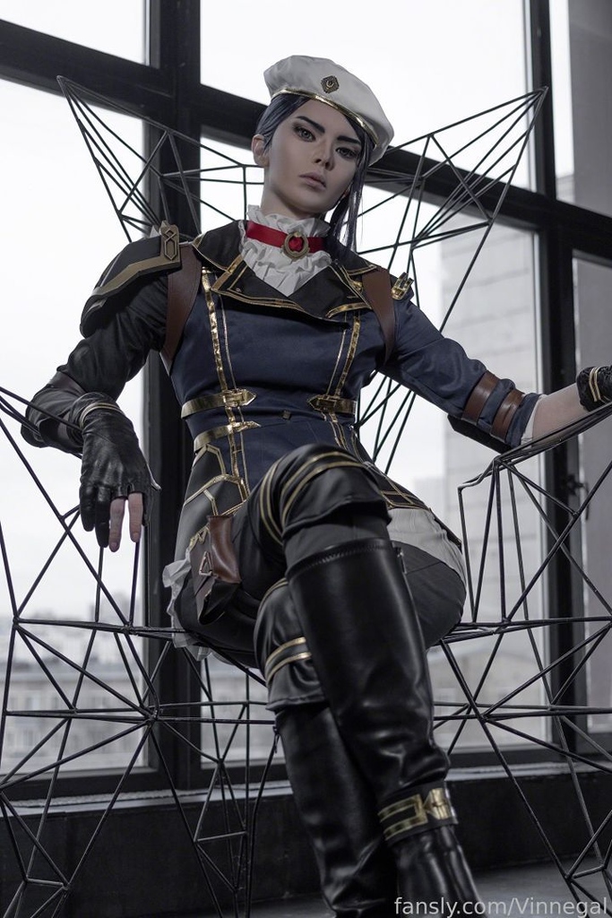 Vinnegal - Caitlyn Arcane - Mitaku photo 1-12