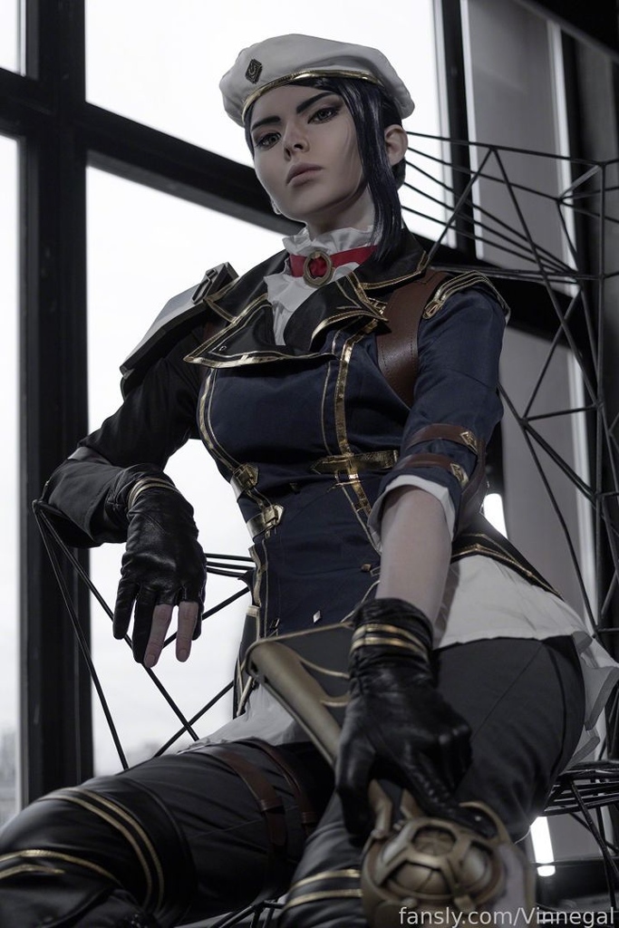 Vinnegal - Caitlyn Arcane - Mitaku photo 1-13