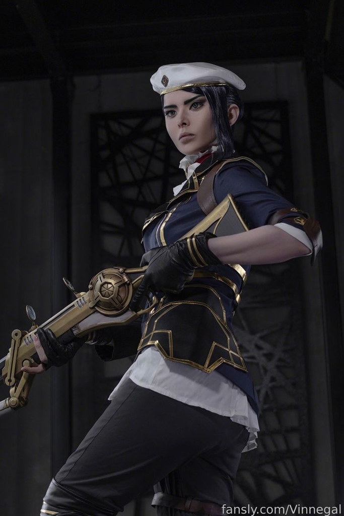 Vinnegal - Caitlyn Arcane - Mitaku photo 1-15