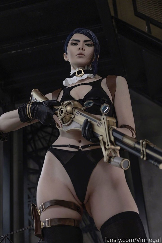 Vinnegal - Caitlyn Arcane - Mitaku photo 2-1