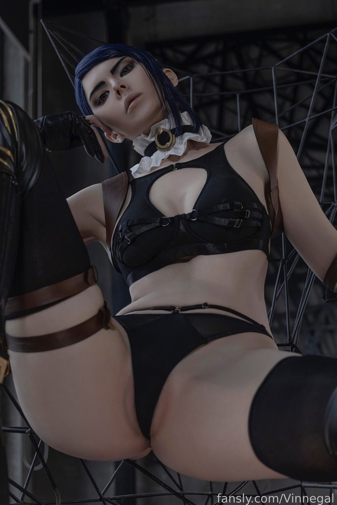 Vinnegal - Caitlyn Arcane - Mitaku photo 2-11