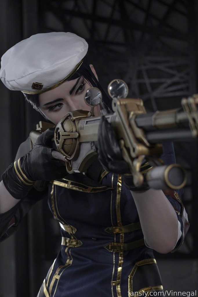 Vinnegal - Caitlyn Arcane - Mitaku photo 1-4