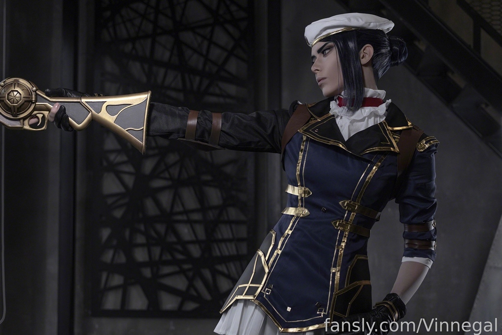 Vinnegal - Caitlyn Arcane - Mitaku photo 1-6