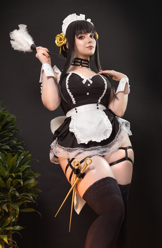 Mirikashi - Yor Forger Maid - Mitaku photo 1-2