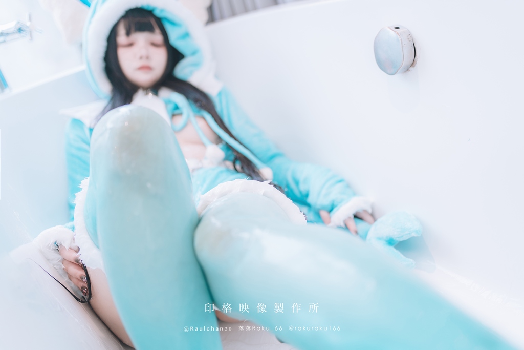 Raku 落落 - Vaporeon Pokemon — Photo 37