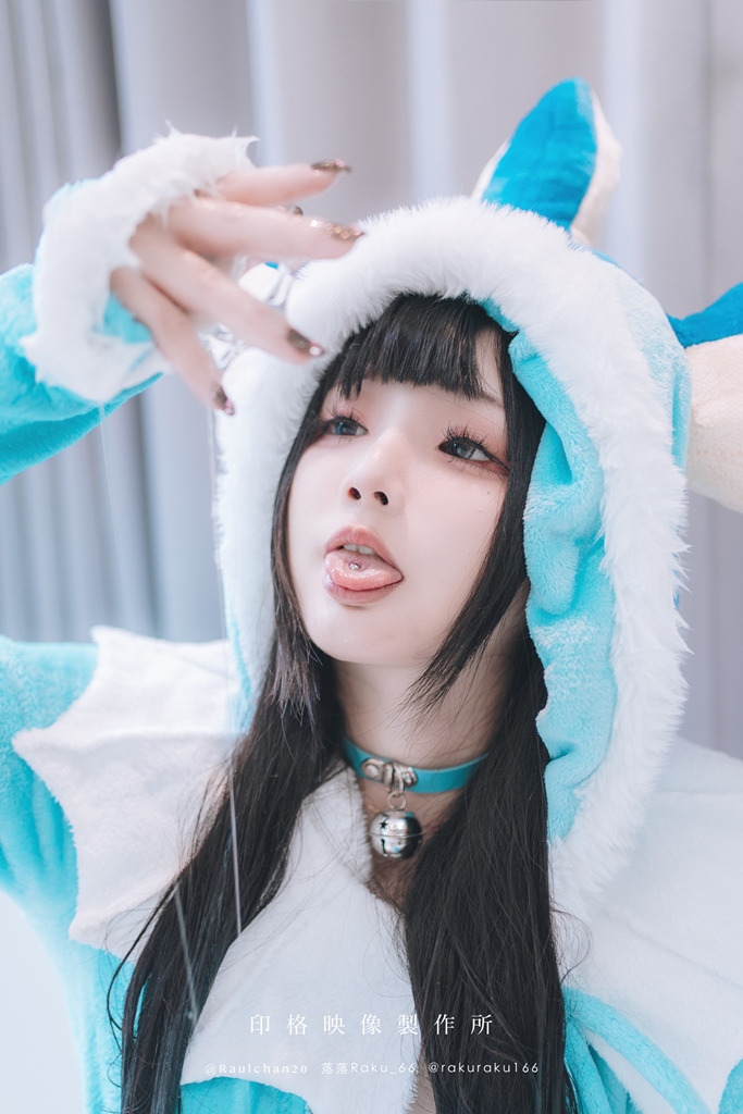 Raku 落落 - Vaporeon Pokemon — Photo 49