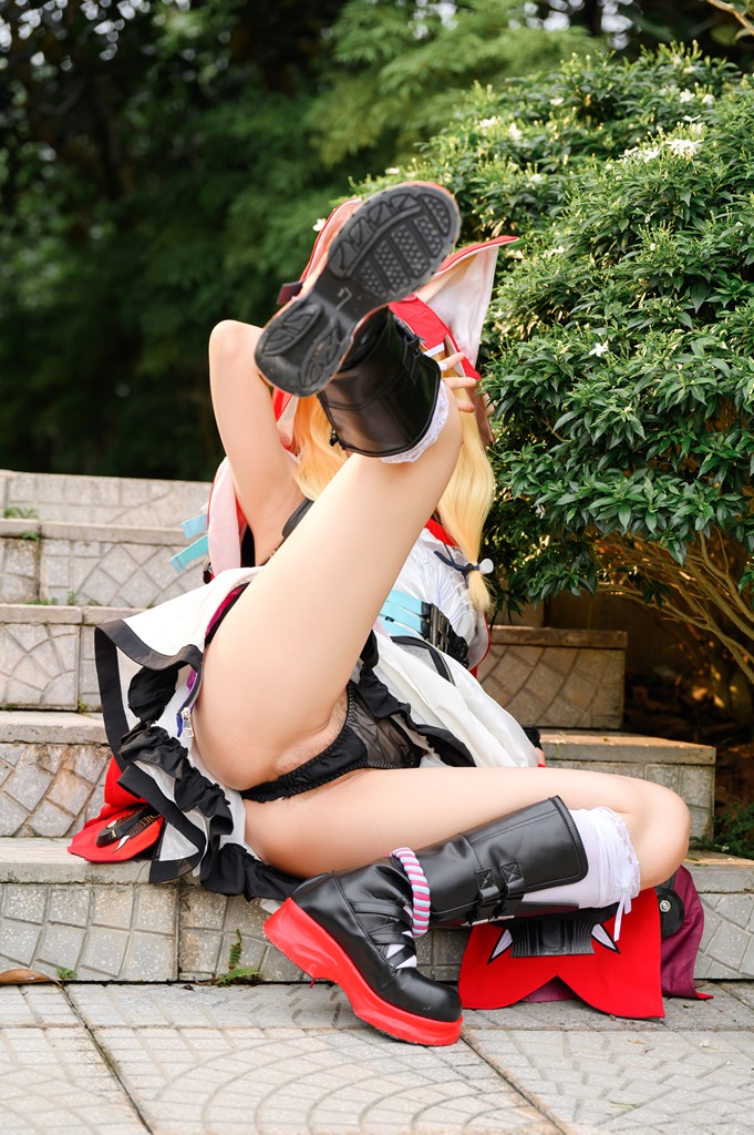 PoppaChan - Rossi (Arknights: Enfield) - Mitaku photo 1-11