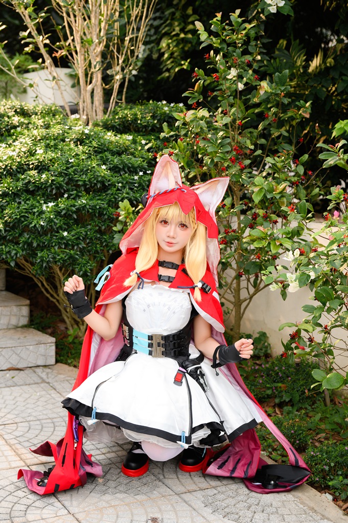 PoppaChan - Rossi (Arknights: Enfield) - Mitaku photo 1-1