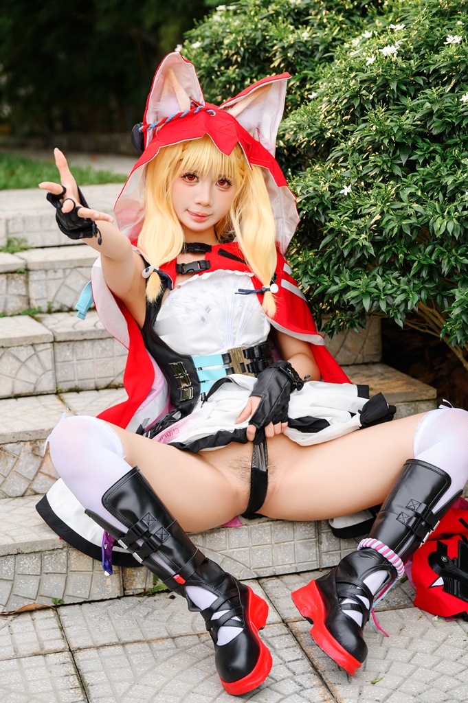 PoppaChan - Rossi (Arknights: Enfield) - Mitaku photo 1-7