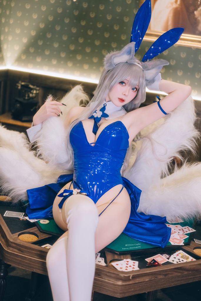 Shimo - Shinano Bunny Suit (Azur Lane) - Mitaku photo 1-2