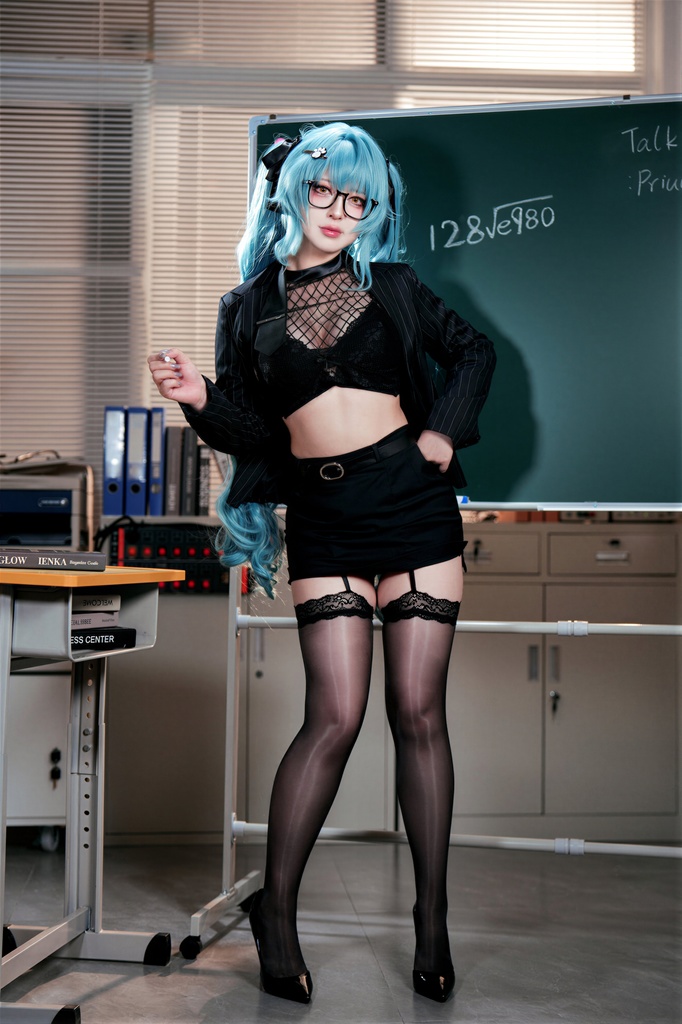 Banbanko 半半子 - Privaty Sharp Lesson (NIKKE) - Mitaku photo 1-16