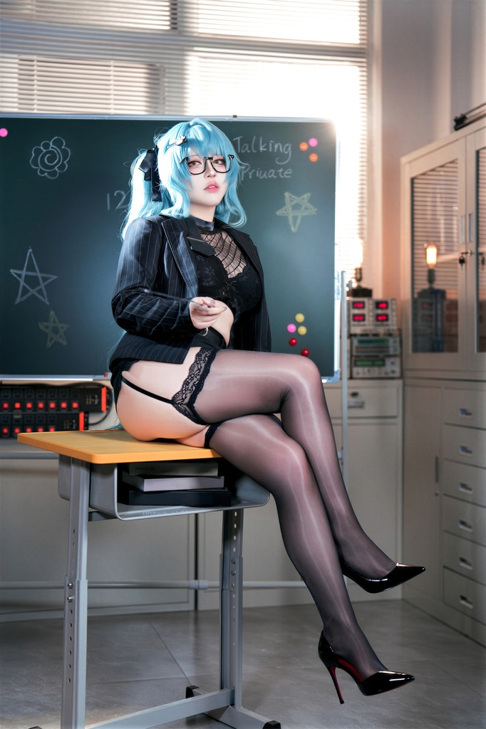 Banbanko 半半子 - Privaty Sharp Lesson (NIKKE) - Mitaku photo 1-17