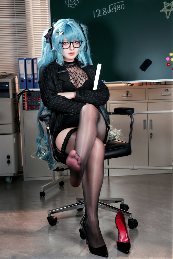 Banbanko 半半子 - Privaty Sharp Lesson (NIKKE) - Mitaku photo 2-7
