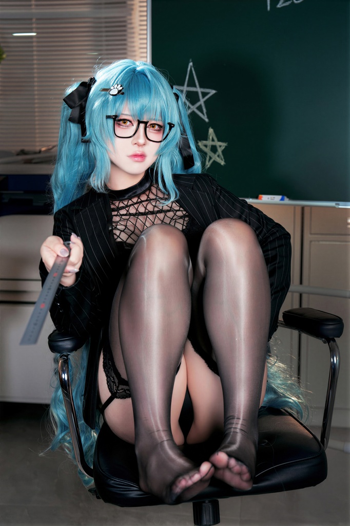 Banbanko 半半子 - Privaty Sharp Lesson (NIKKE) - Mitaku photo 2-9