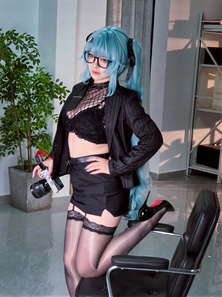 Banbanko 半半子 - Privaty Sharp Lesson (NIKKE) - Mitaku photo 2-18