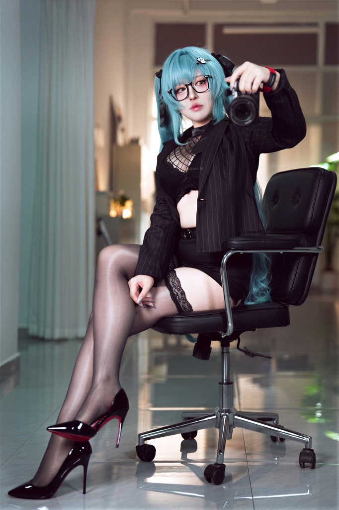 Banbanko 半半子 - Privaty Sharp Lesson (NIKKE) - Mitaku photo 3-5