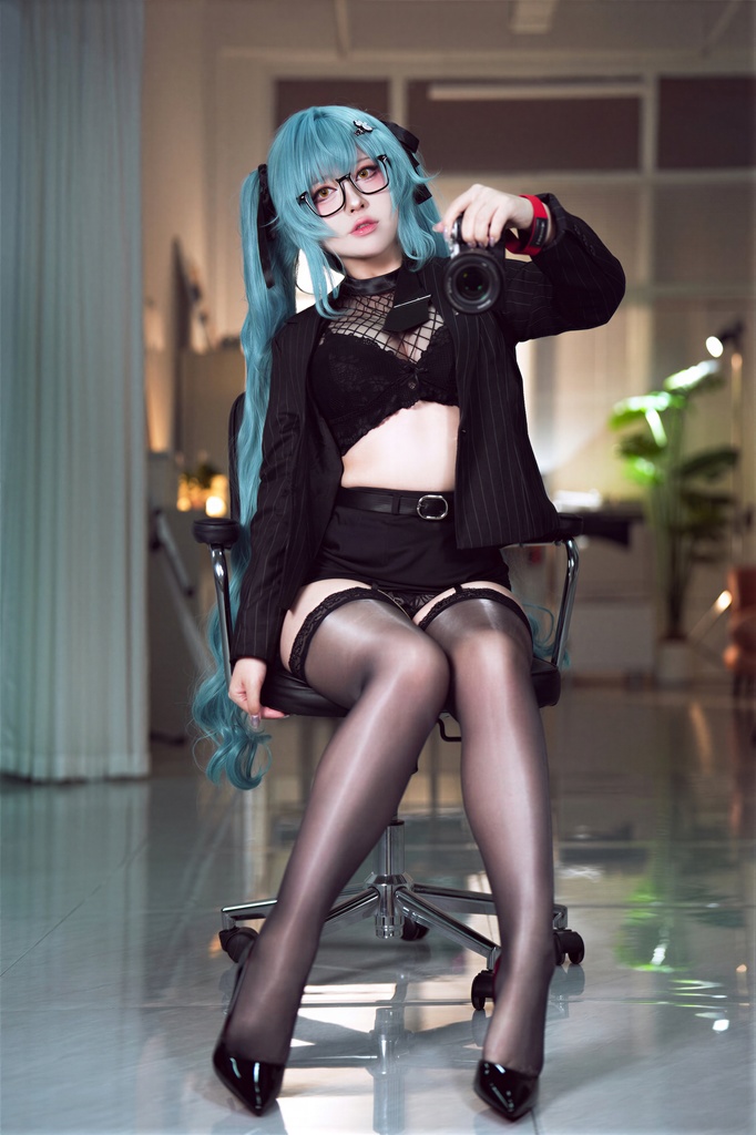 Banbanko 半半子 - Privaty Sharp Lesson (NIKKE) - Mitaku photo 3-9