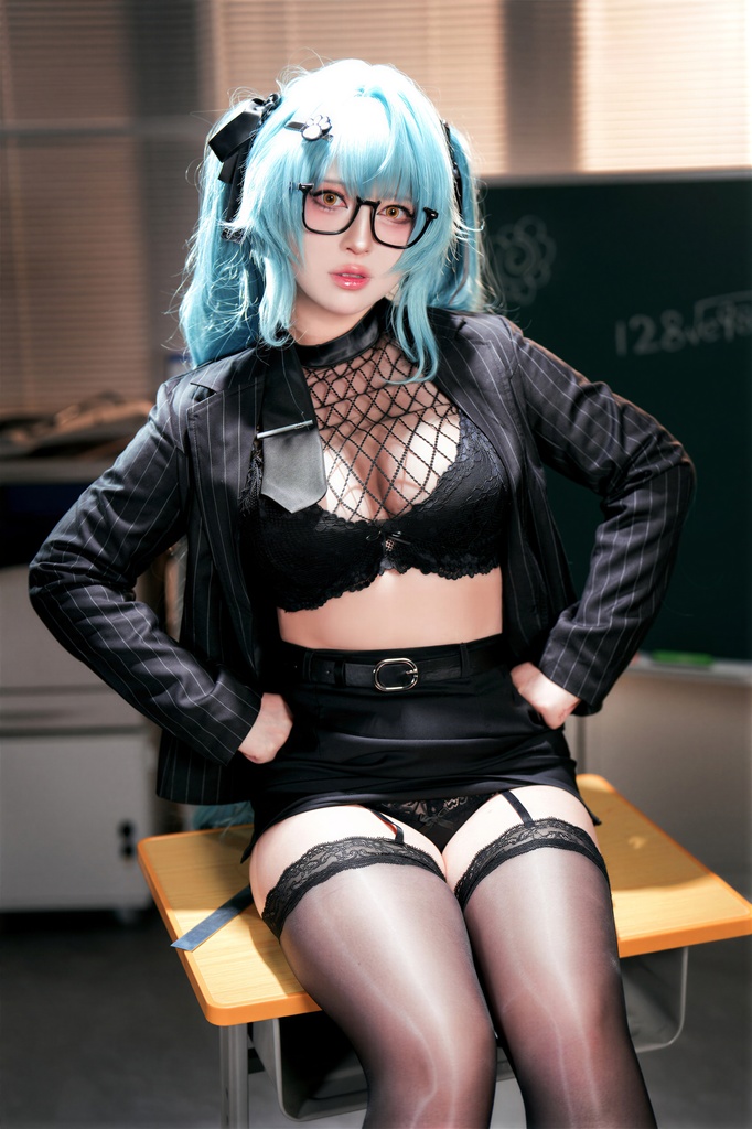Banbanko 半半子 - Privaty Sharp Lesson (NIKKE) - Mitaku photo 1-5